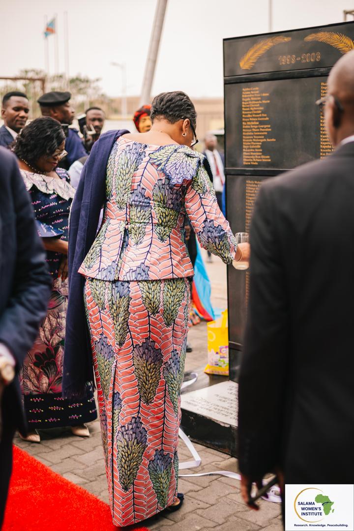 Monument portant les noms des femmes qui ont changé l'histoire du Congo